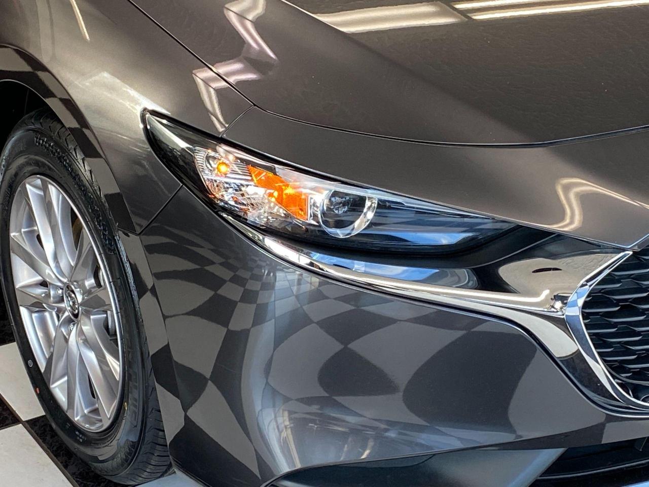2019 Mazda MAZDA3 GX SKYACTIV+BlindSpot+Camera+ApplePlay+CLEANCARFAX - Photo #40