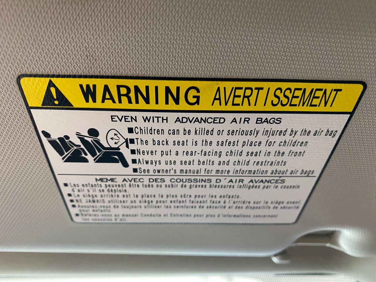 2019 Mazda MAZDA3 GX SKYACTIV+BlindSpot+Camera+ApplePlay+CLEANCARFAX - Photo #48