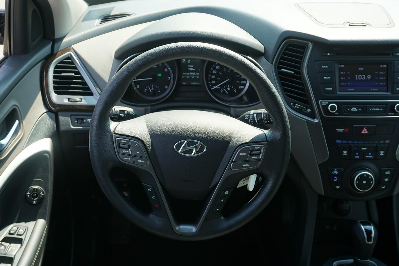2018 Hyundai Santa Fe Sport 2.4 Base Photo