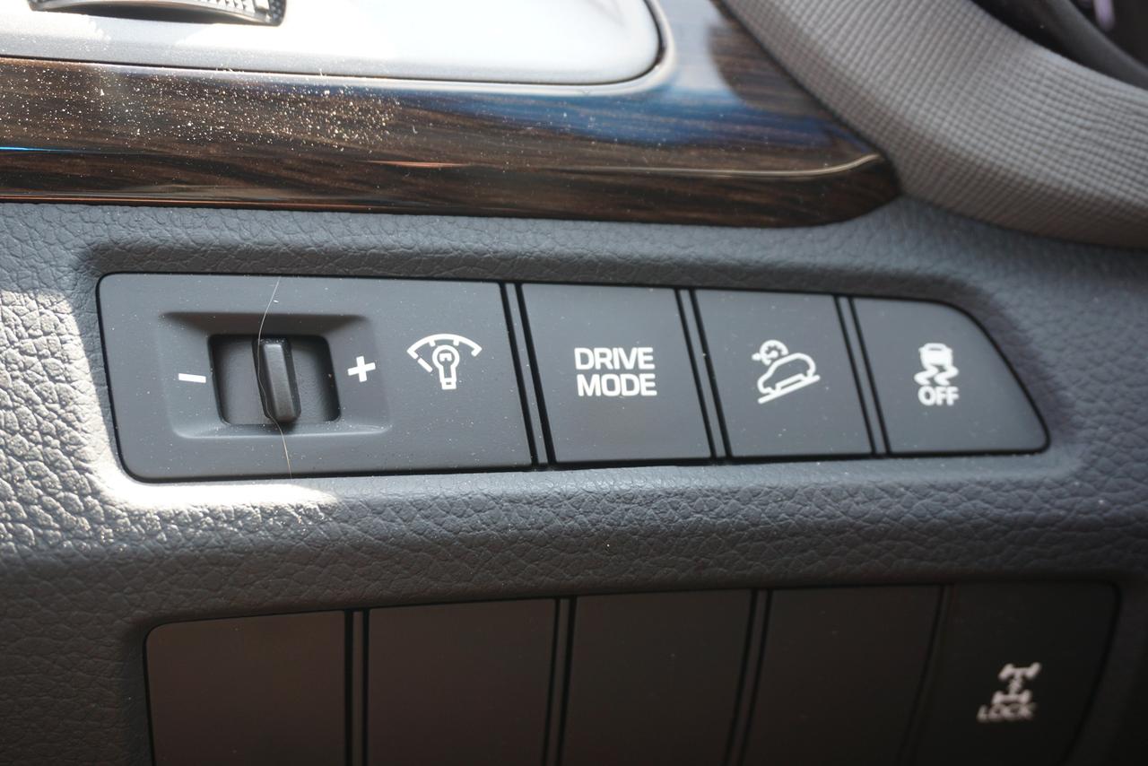 2018 Hyundai Santa Fe Sport 2.4 Base Photo