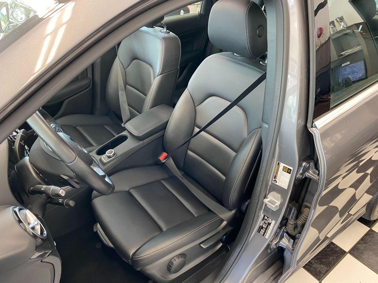 2017 Mercedes-Benz B-Class B250 4Matic+Xenons+ApplePlay+Camera+CLEAN CARFAX Photo90