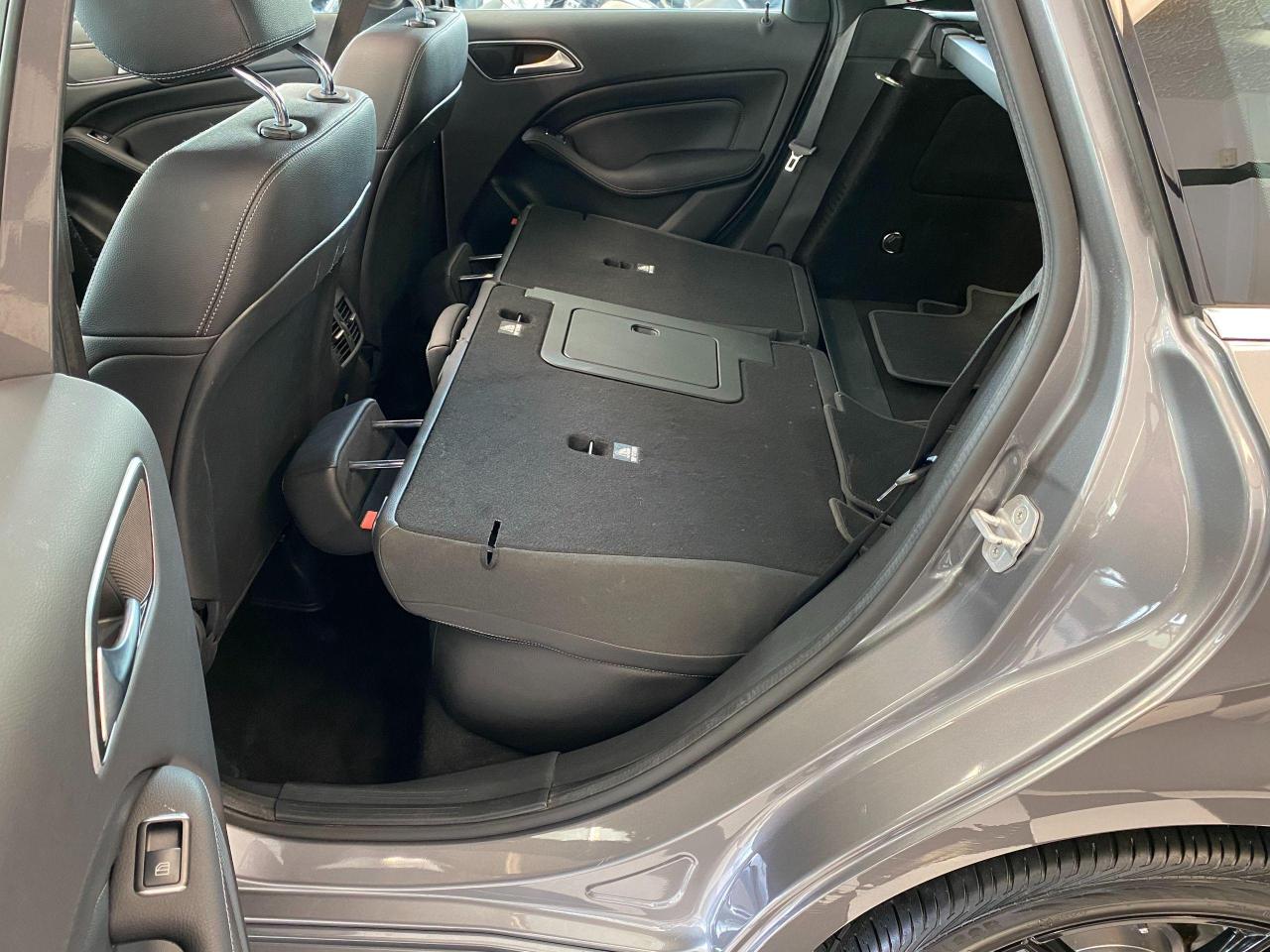 2017 Mercedes-Benz B-Class B250 4Matic+Xenons+ApplePlay+Camera+CLEAN CARFAX - Photo #25