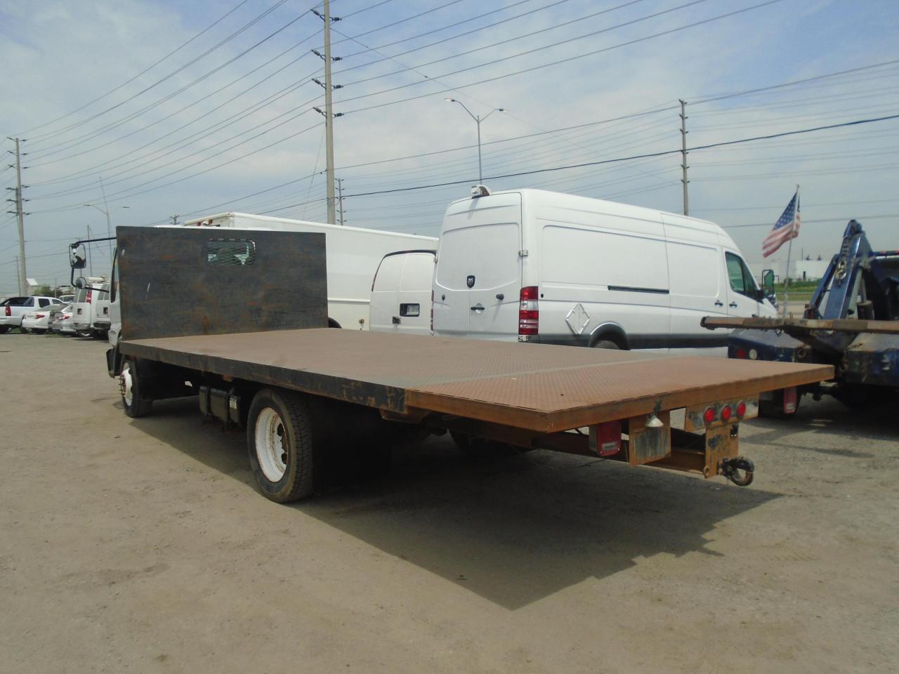 2007 Ford LCF FLAT BED - Photo #7