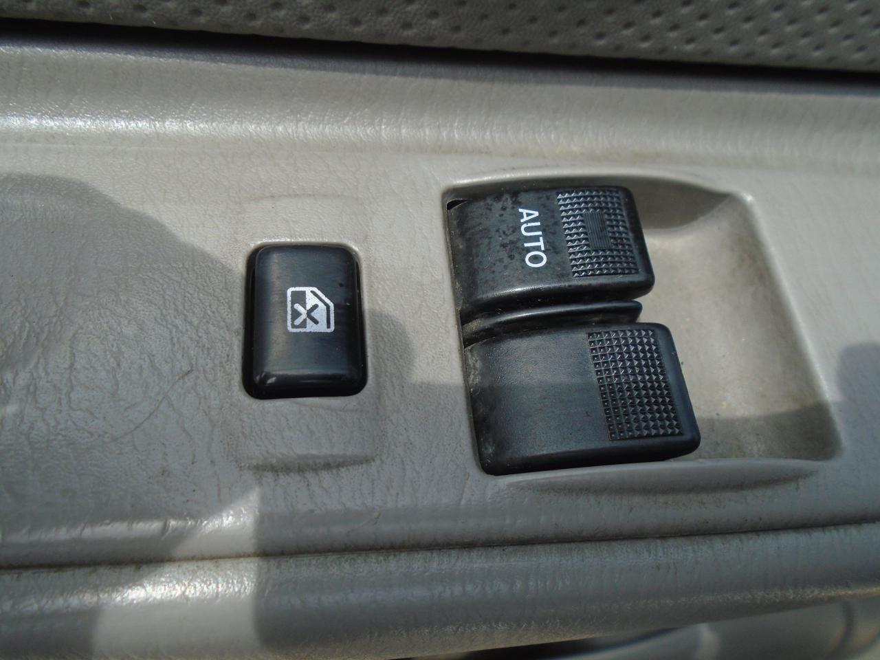 2007 Ford LCF FLAT BED - Photo #31