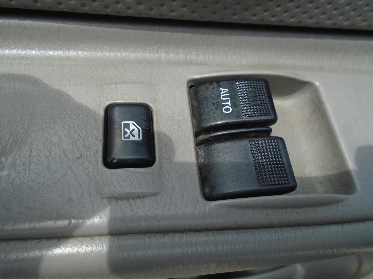 2007 Ford LCF FLAT BED - Photo #31