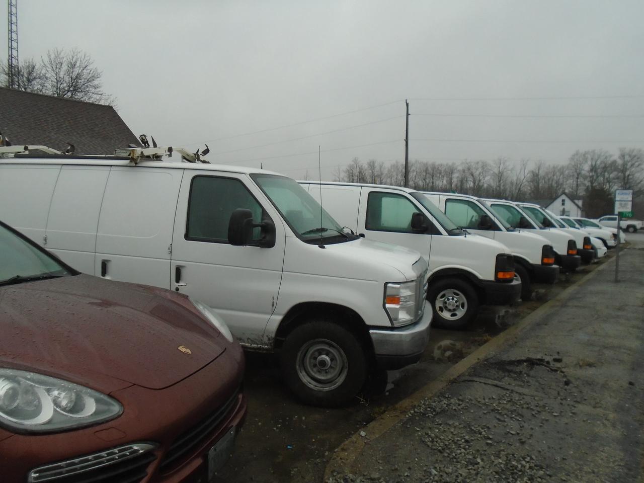 2007 Ford LCF FLAT BED Photo