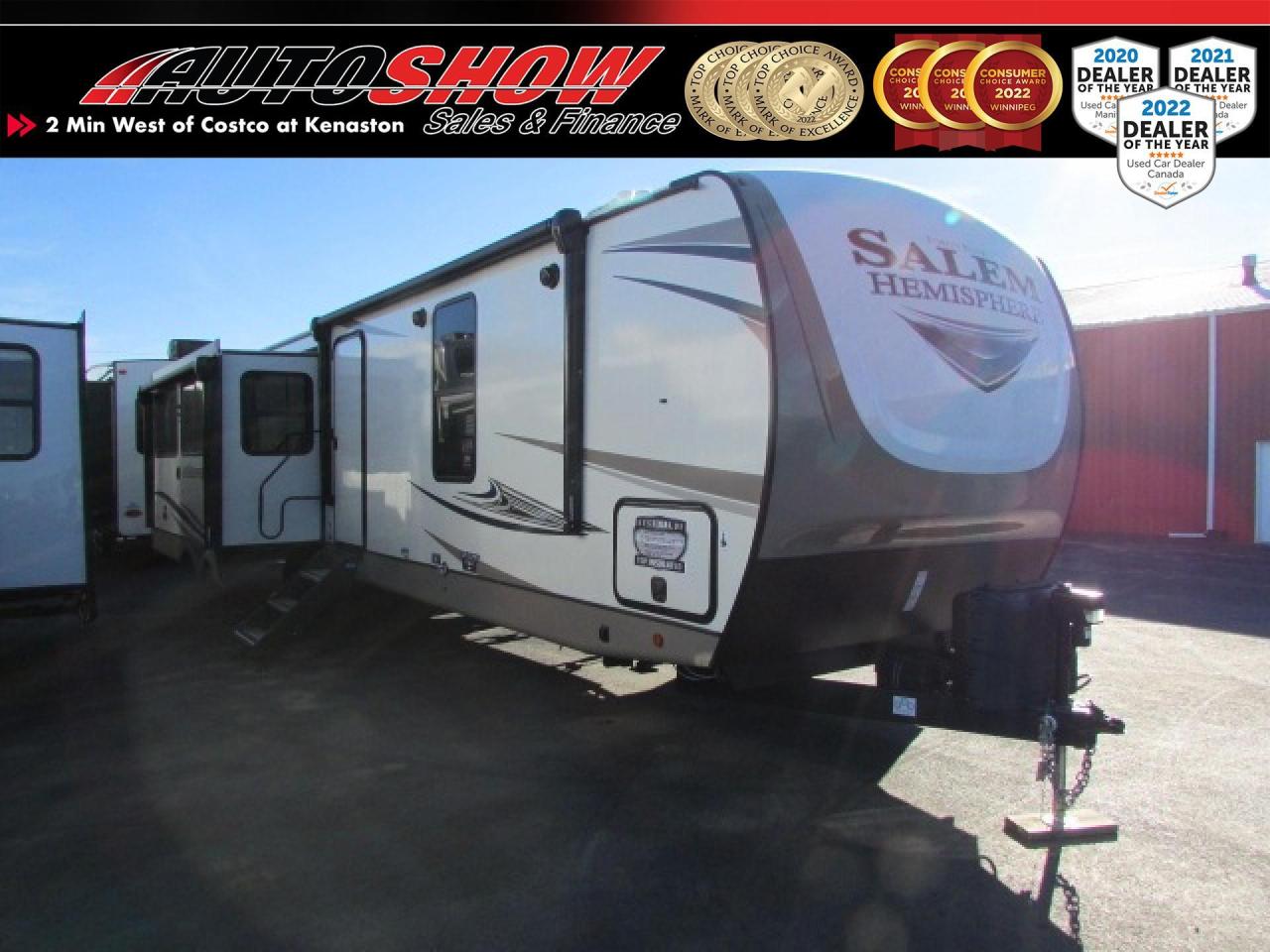 New 2023 Salem Hemisphere by Forest River 308RL 38 Ft 3x Slide Incredible Home on Wheels !! for sale in Winnipeg, MB