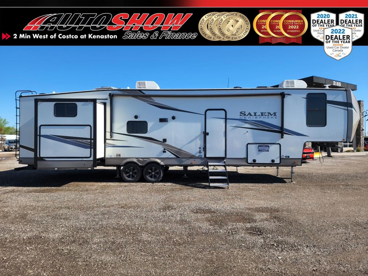 New 2023 Salem Hemisphere by Forest River 356QB 43 Ft, 4 Slides, 2 Full Baths, King Bed & Bunks, Outdr Kitchn!! for sale in Winnipeg, MB