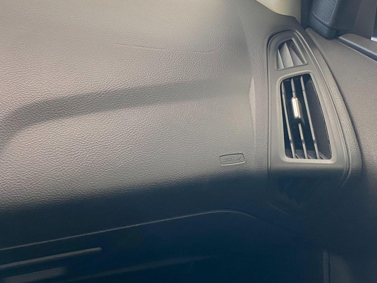 2014 Ford Focus S+New Brakes+A/C+Bluetooth - Photo #40