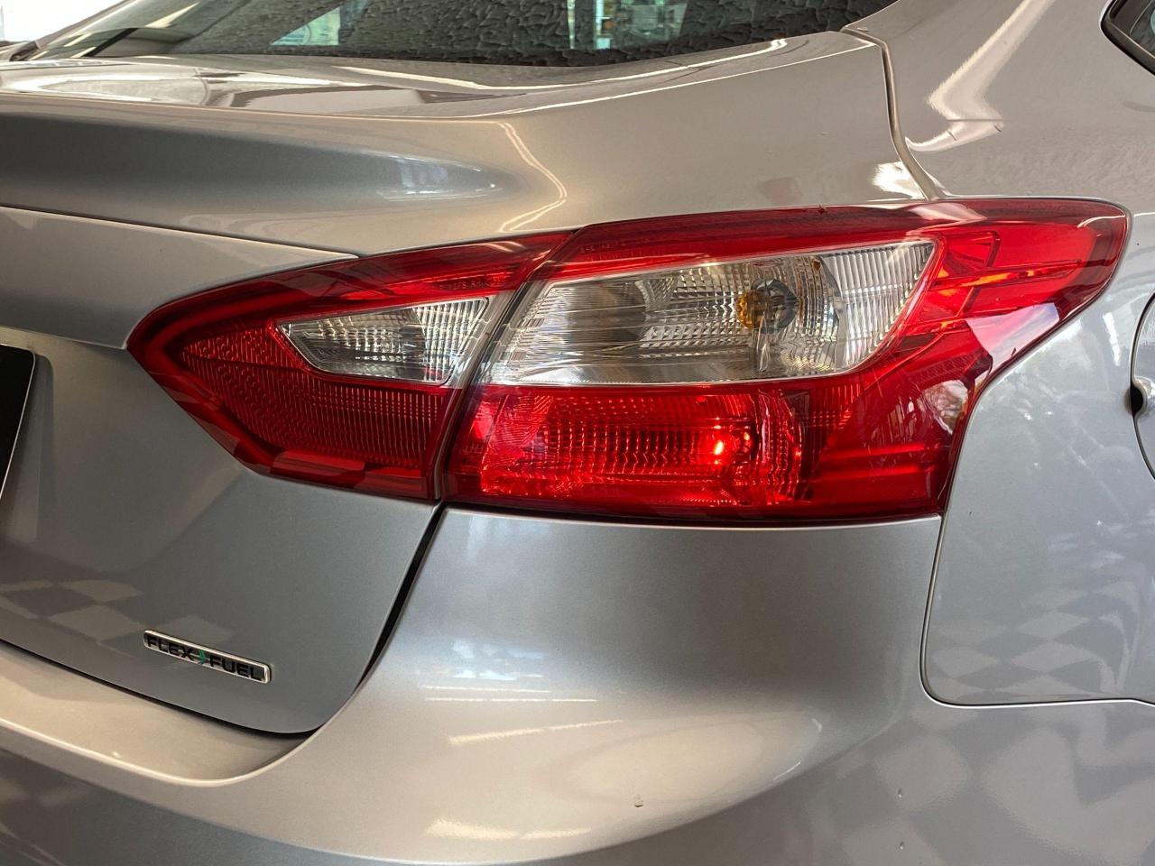2014 Ford Focus S+New Brakes+A/C+Bluetooth Photo105
