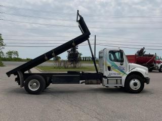 2007 Freightliner M2 Business Class FLATBED DUMP TRUCK - Photo #4