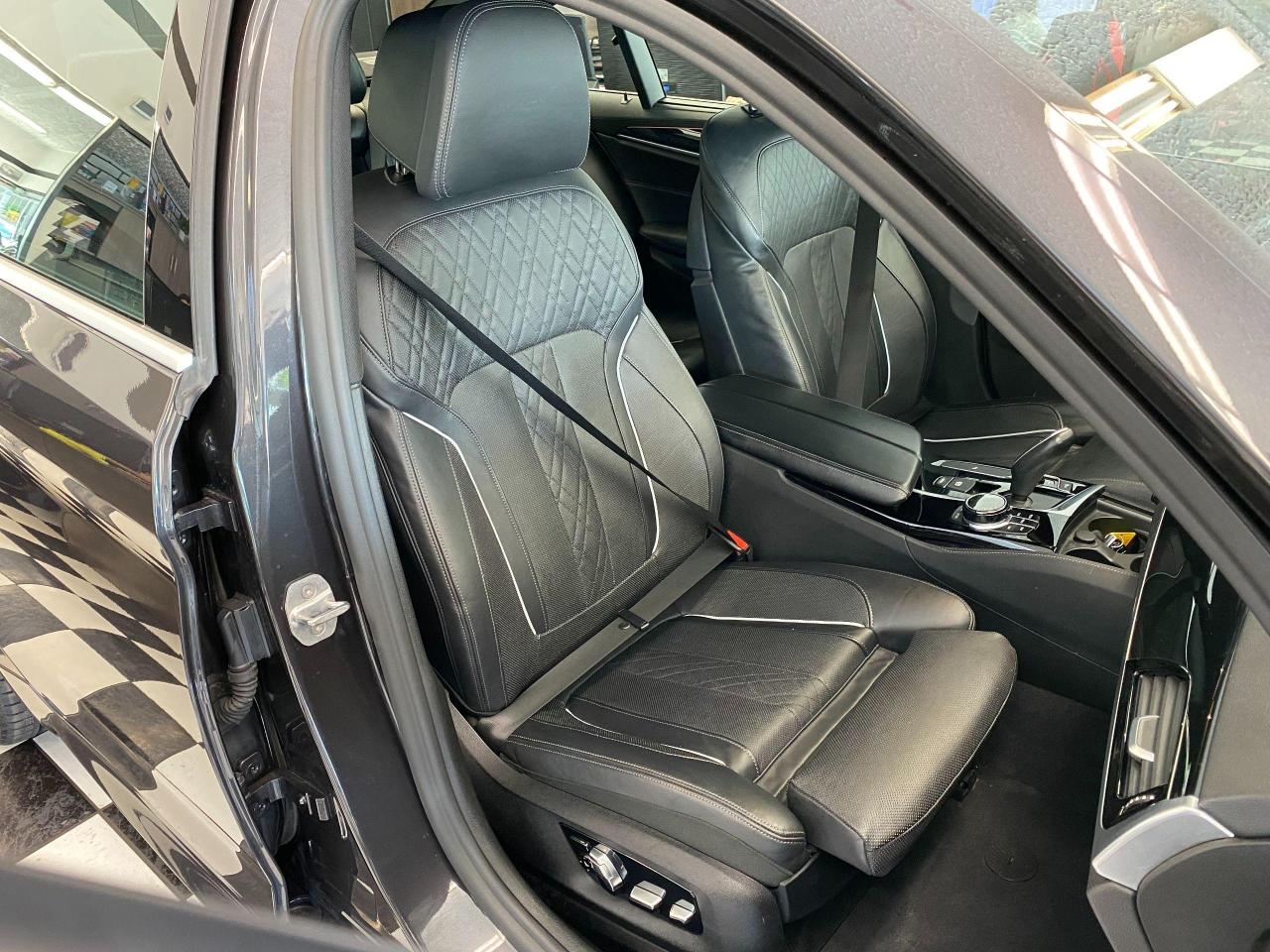 2017 BMW 5 Series 530i xDrive M-PKG+Massage+CooledSeats+CLEAN CARFAX - Photo #28