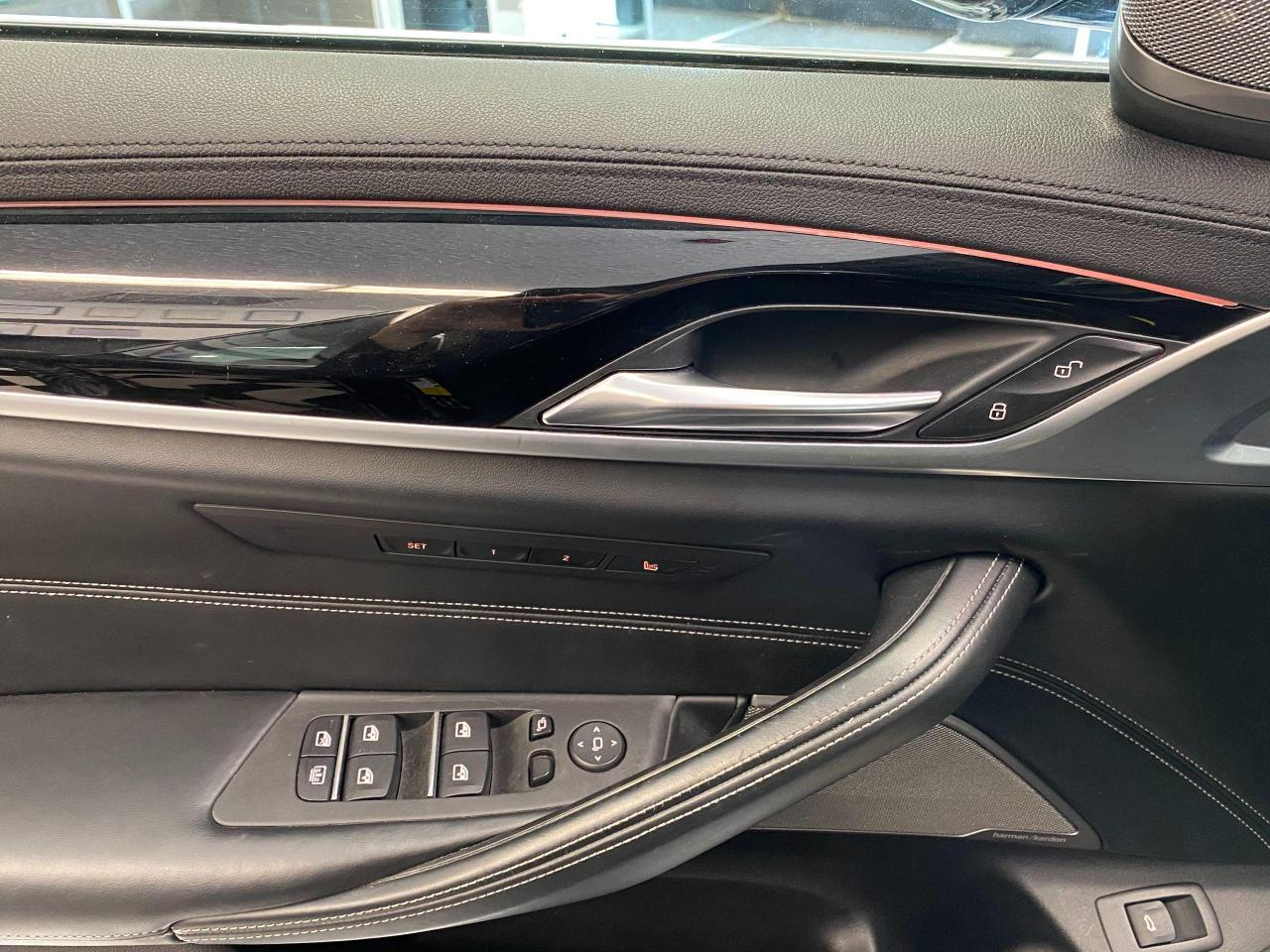 2017 BMW 5 Series 530i xDrive M-PKG+Massage+CooledSeats+CLEAN CARFAX - Photo #69