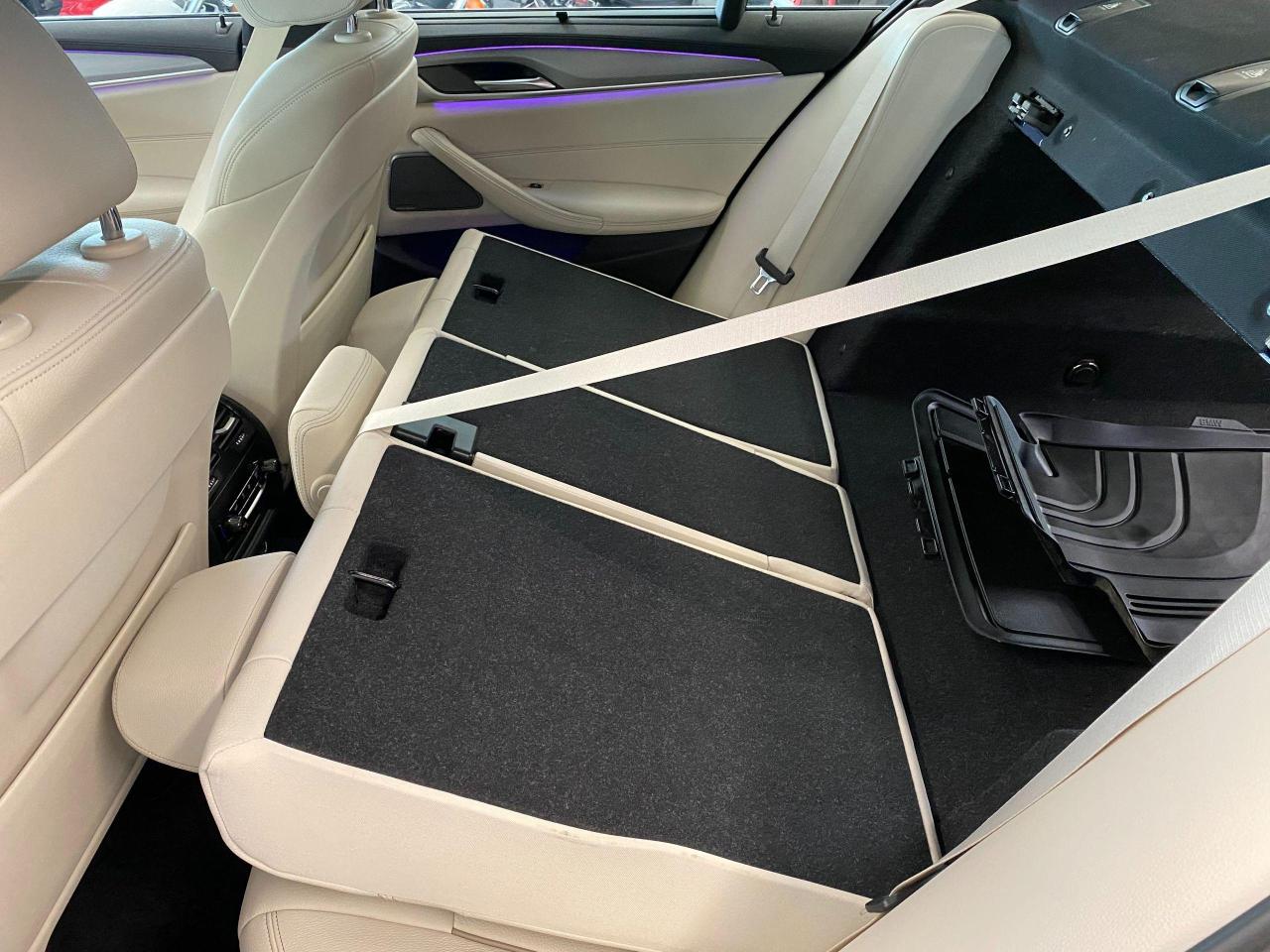 2018 BMW 5 Series 540i xDrive M PKG+ApplePlay+3D Camera+CLEAN CARFAX - Photo #31