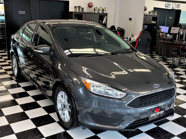 2016 Ford Focus SE+Camera+Heated Seats+New Tires+CLEAN CARFAX Photo4