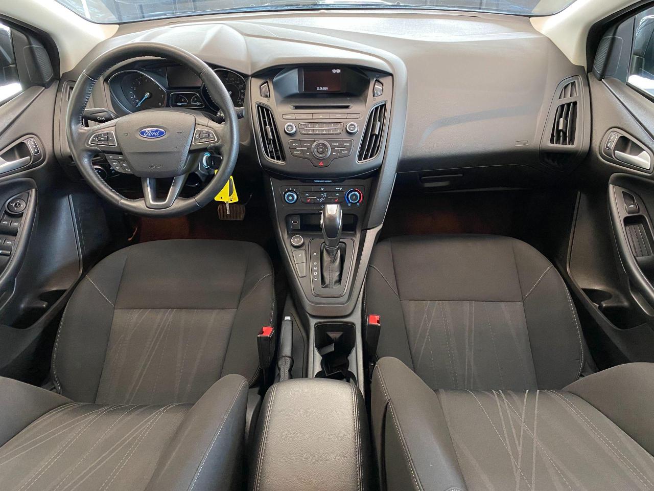 2016 Ford Focus SE+Camera+Heated Seats+New Tires+CLEAN CARFAX Photo72