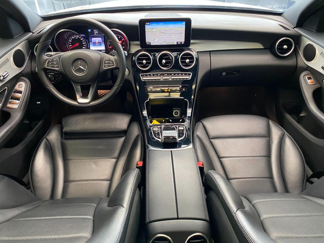 2017 Mercedes-Benz C-Class C300 4Matic AMG PKG+Xenons+Camera+Roof+CLEANCARFAX - Photo #8