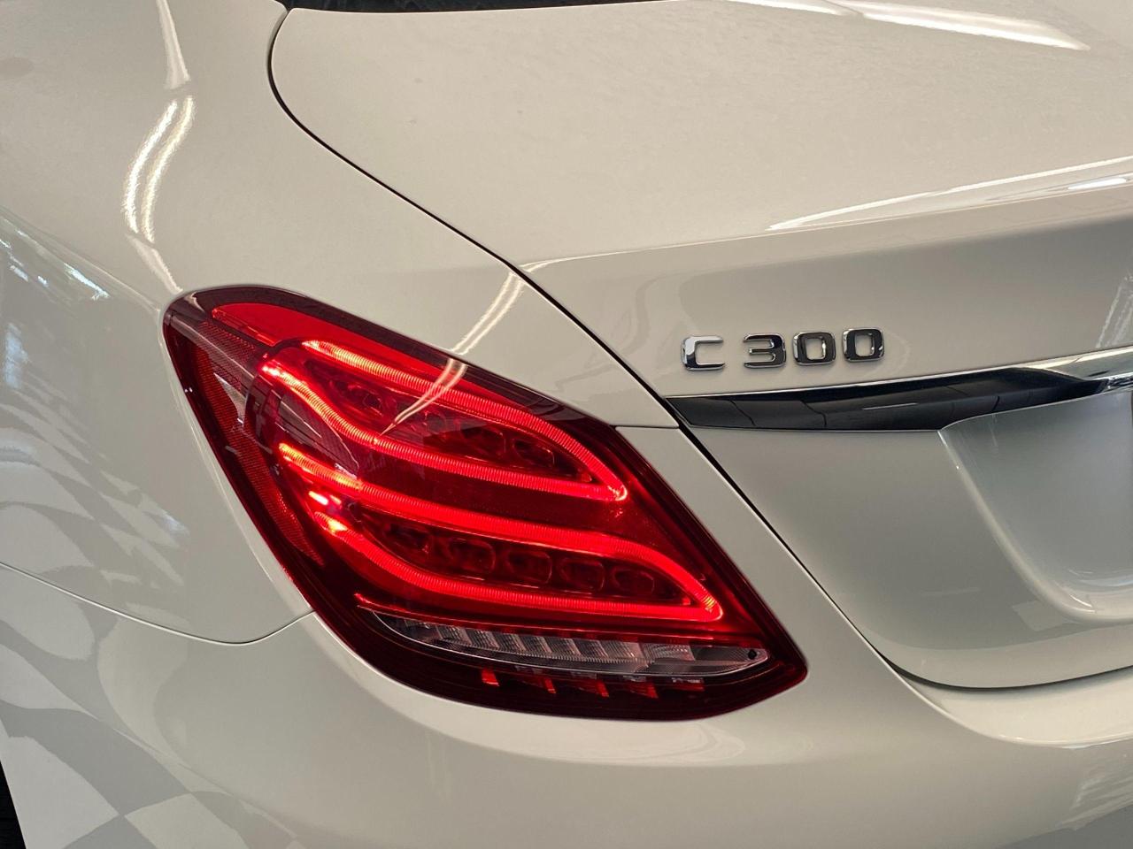 2017 Mercedes-Benz C-Class C300 4Matic AMG PKG+Xenons+Camera+Roof+CLEANCARFAX - Photo #70