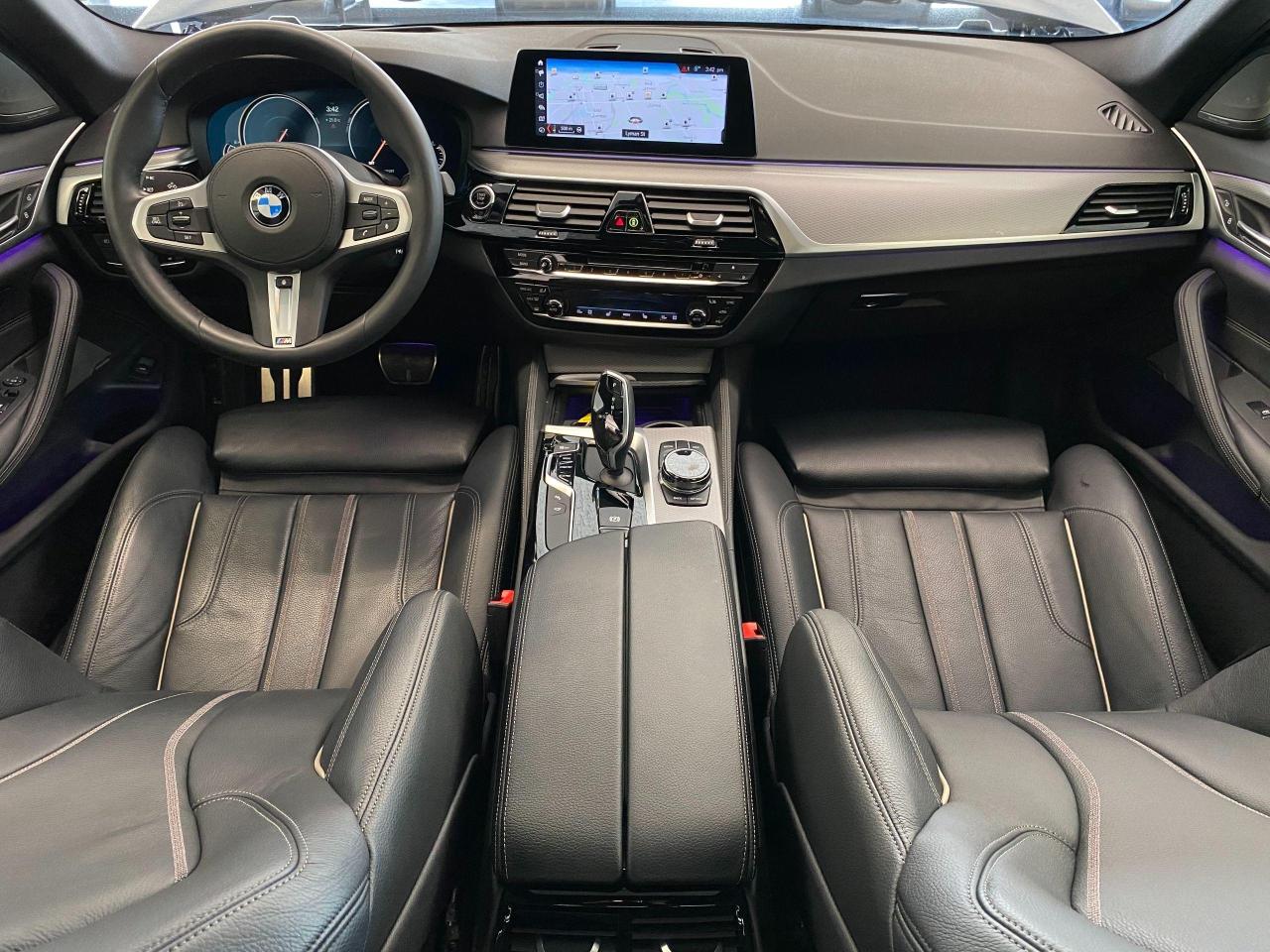 2018 BMW 5 Series 530i xDrive M PKG+3D Camera+GPS+CLEAN CARFAX - Photo #8