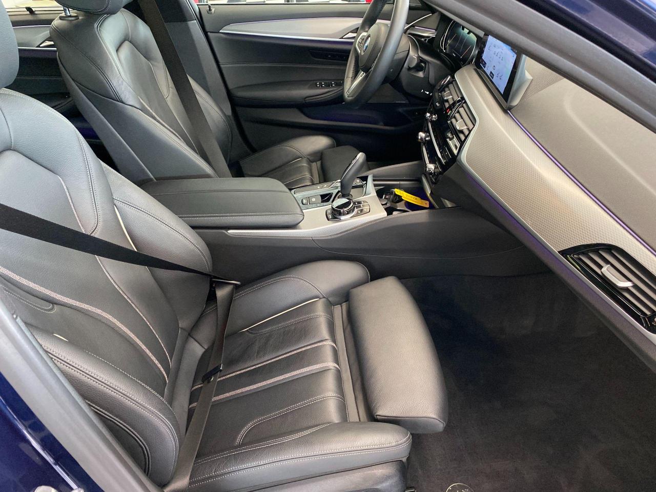2018 BMW 5 Series 530i xDrive M PKG+3D Camera+GPS+CLEAN CARFAX - Photo #27