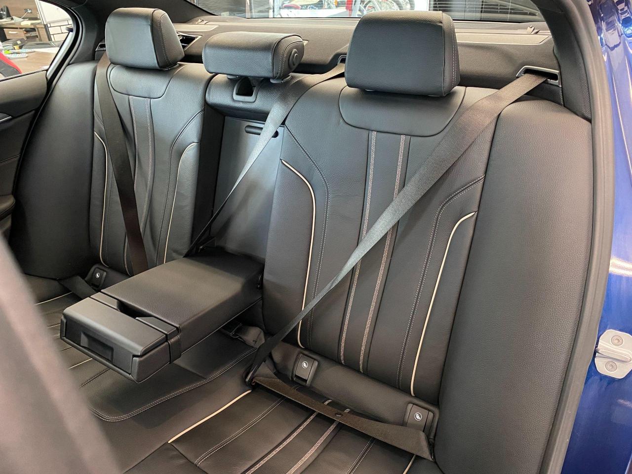 2018 BMW 5 Series 530i xDrive M PKG+3D Camera+GPS+CLEAN CARFAX - Photo #30