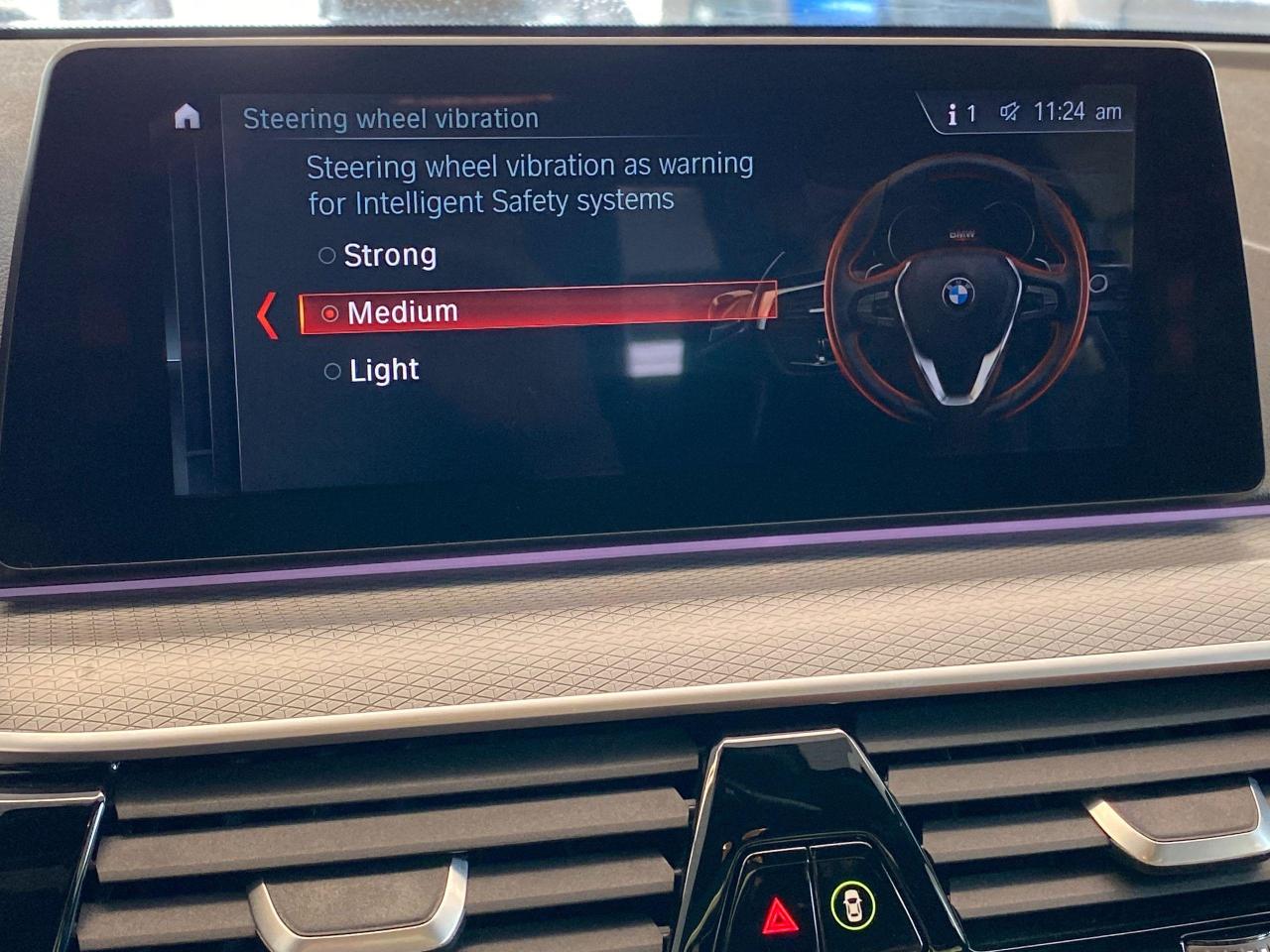 2018 BMW 5 Series 530i xDrive M PKG+3D Camera+GPS+CLEAN CARFAX - Photo #42