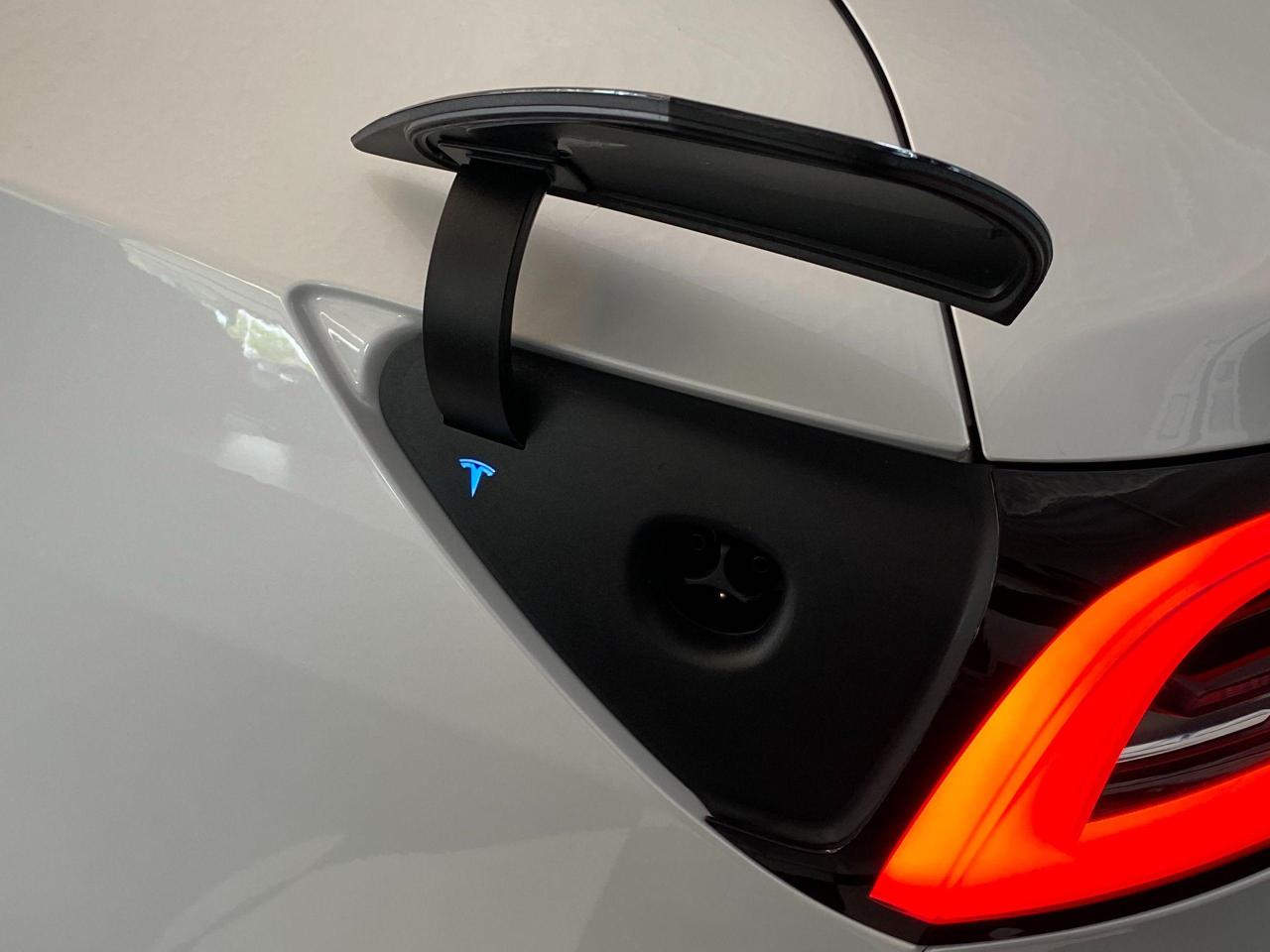 2020 Tesla Model 3 STANDARD RANGE PLUS+LIKE NEW+CLEAN CARFAX Photo143