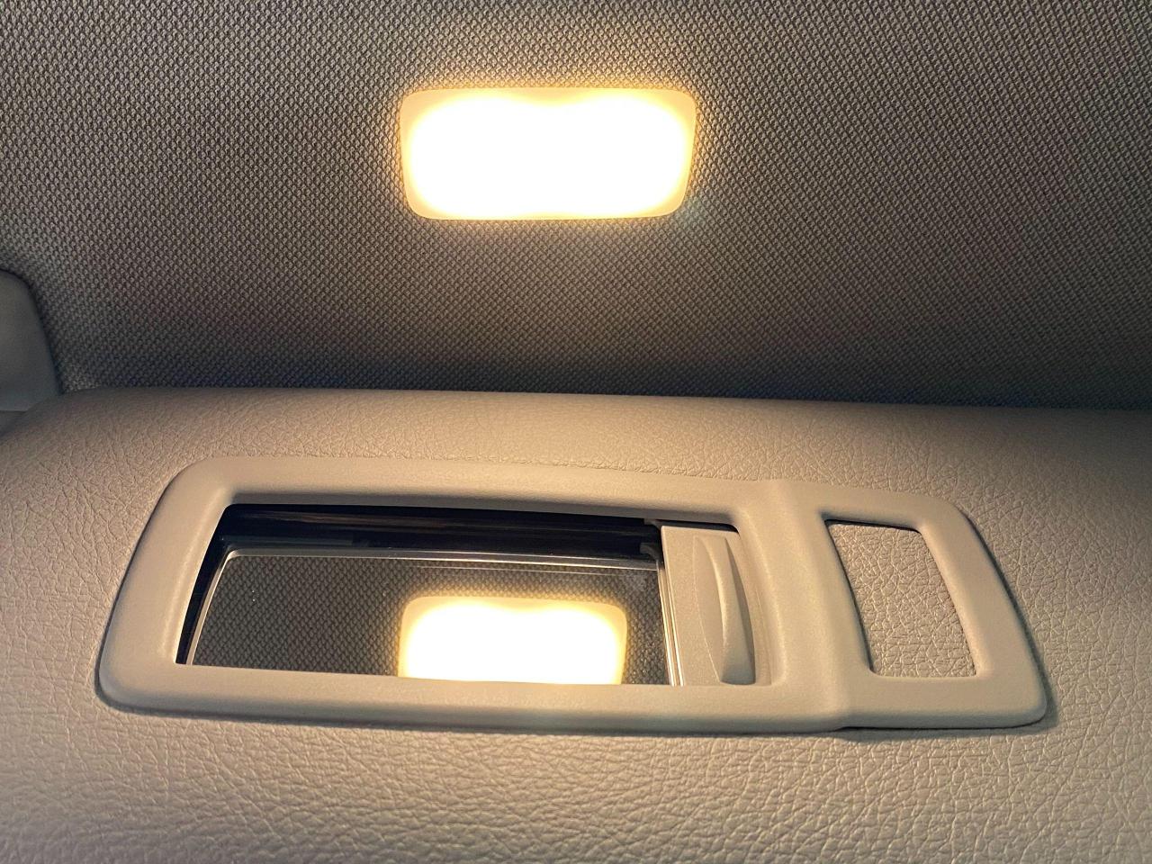 2017 BMW 3 Series 320i xDrive+GPS+Camera+Sensors+LED+CLEAN CARFAX - Photo #51