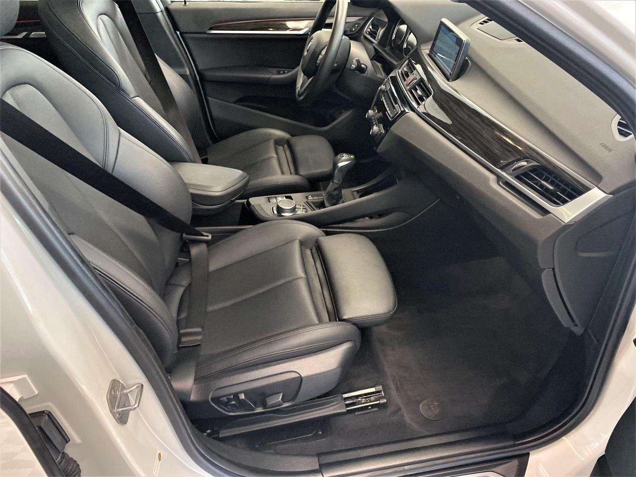 2018 BMW X1 xDrive28i+GPS+Roof+LED Lights+Camera+CLEAN CARFAX Photo89