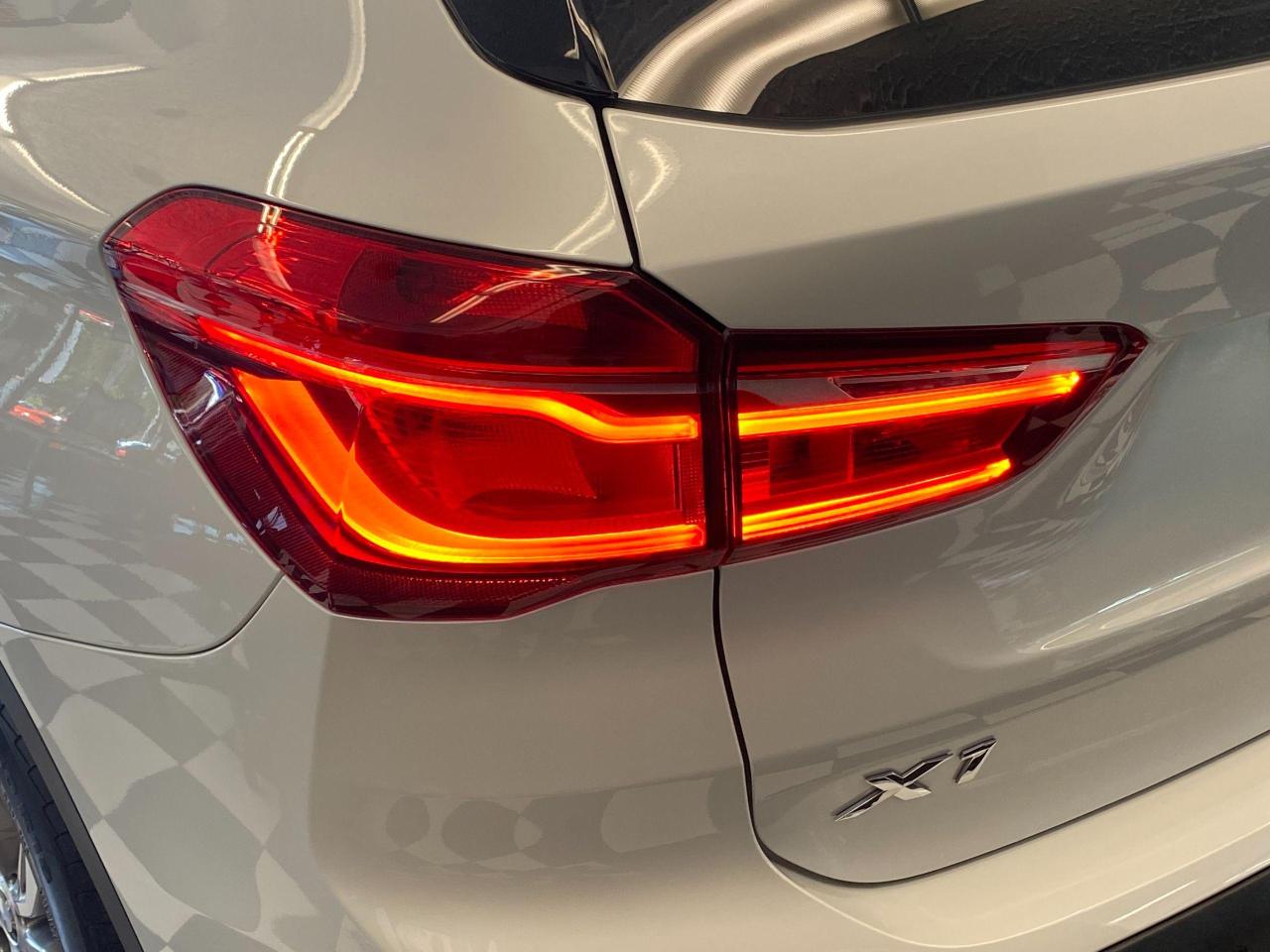 2018 BMW X1 xDrive28i+GPS+Roof+LED Lights+Camera+CLEAN CARFAX - Photo #62
