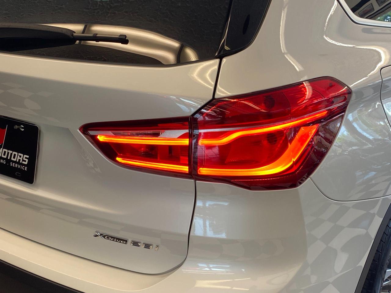 2018 BMW X1 xDrive28i+GPS+Roof+LED Lights+Camera+CLEAN CARFAX Photo131