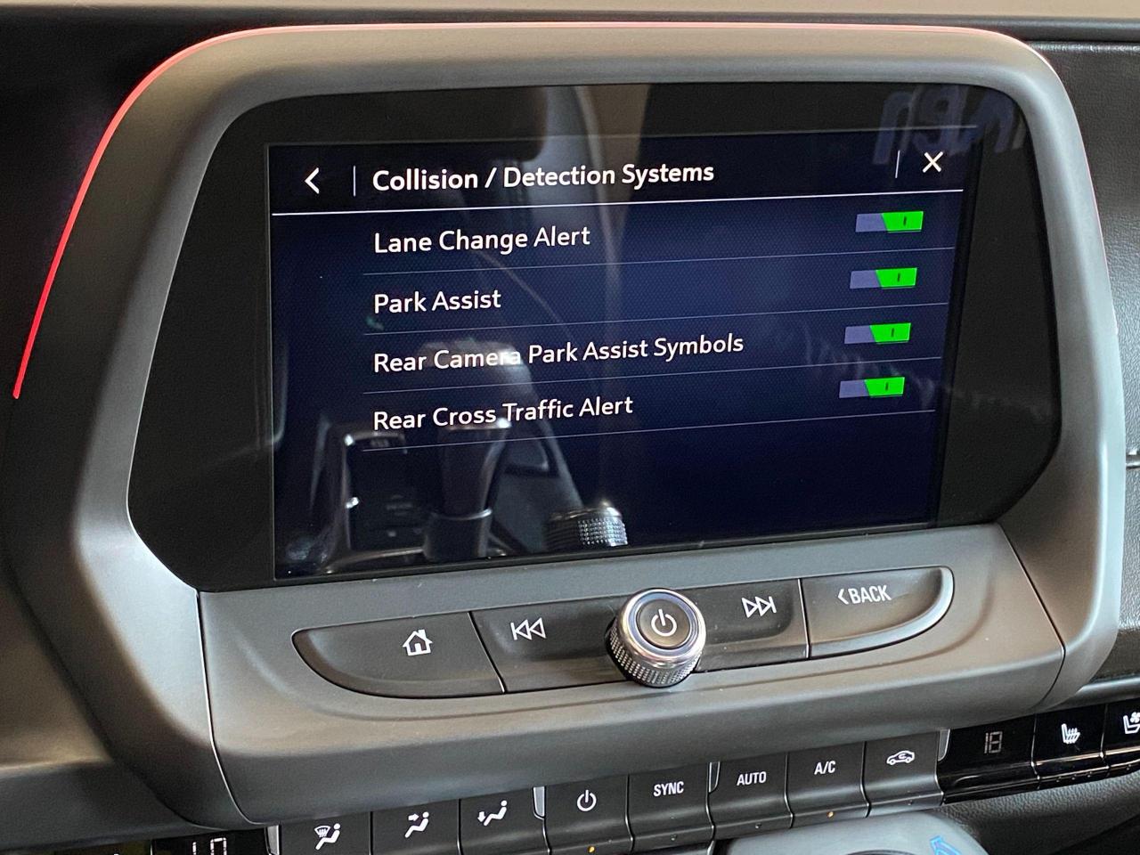 2019 Chevrolet Camaro 2SS 6.2L V8+2 ToneCooled Leather+Roof+CLEAN CARFAX - Photo #40