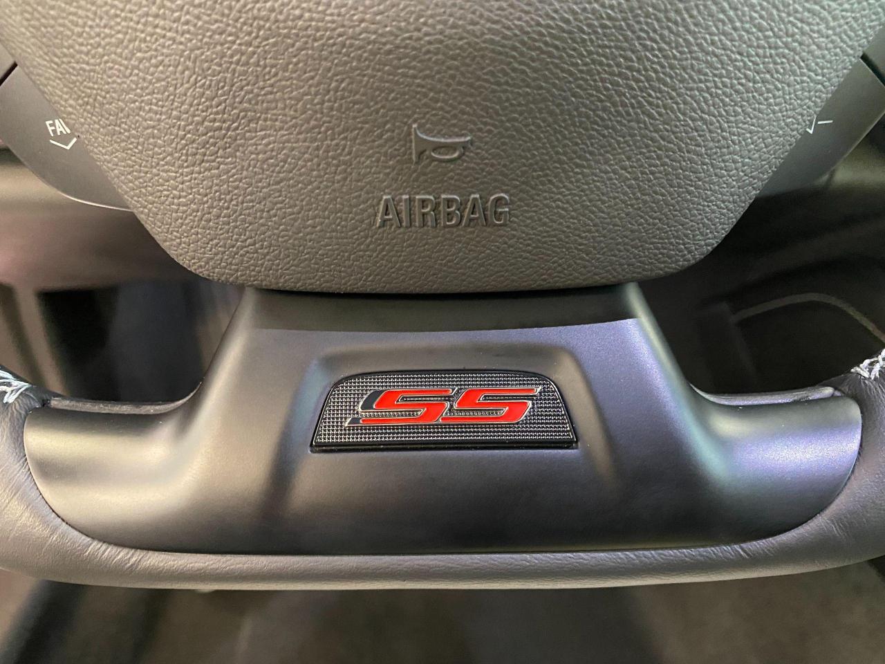 2019 Chevrolet Camaro 2SS 6.2L V8+2 ToneCooled Leather+Roof+CLEAN CARFAX - Photo #47