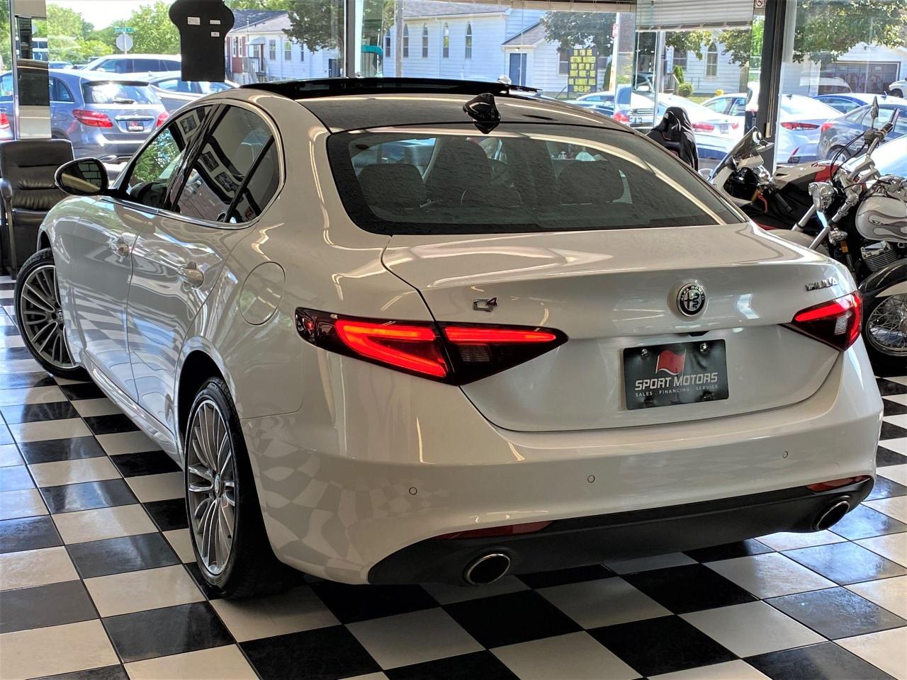2017 Alfa Romeo Giulia Ti AWD+Camera+GPS+Lane Departure+Roof+CLEAN CARFAX Photo87