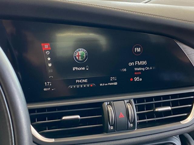 2017 Alfa Romeo Giulia Ti AWD+Camera+GPS+Lane Departure+Roof+CLEAN CARFAX Photo33