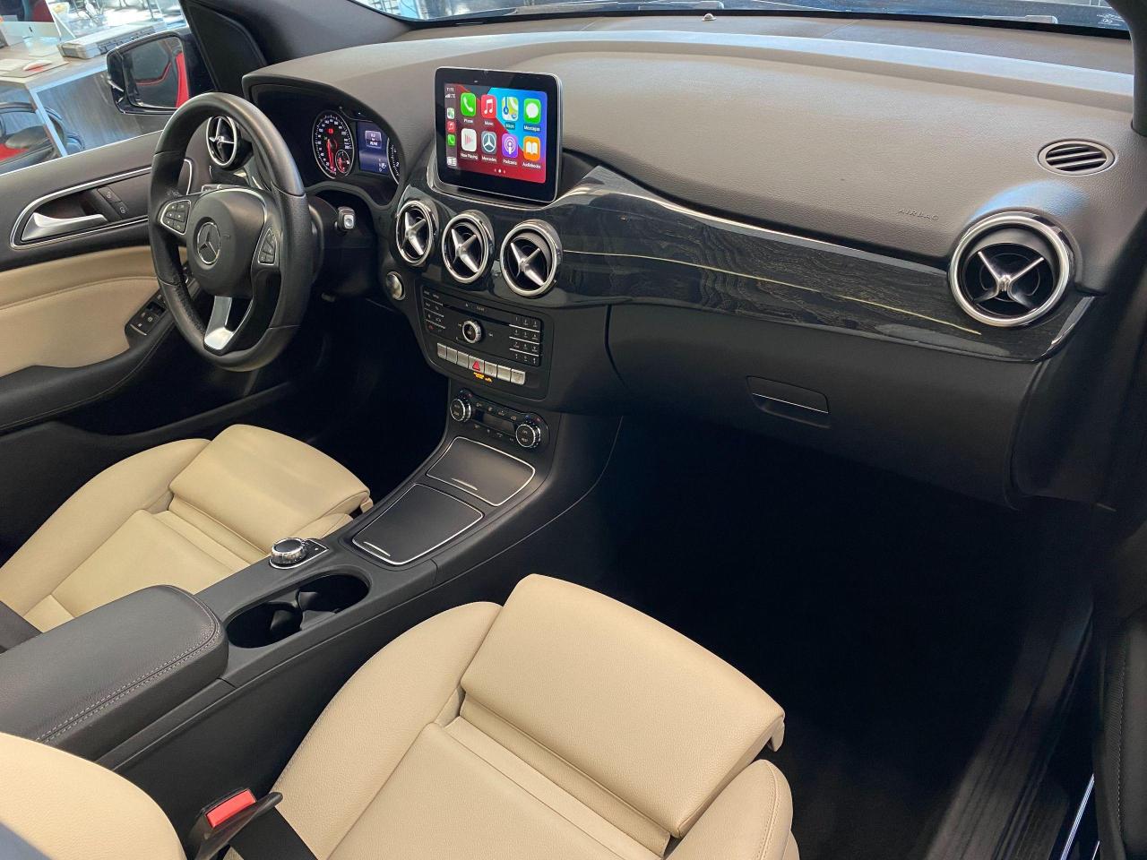 2017 Mercedes-Benz B-Class B250 4MATIC AWD+Camera+ApplePlay+Roof+CLEAN CARFAX - Photo #21