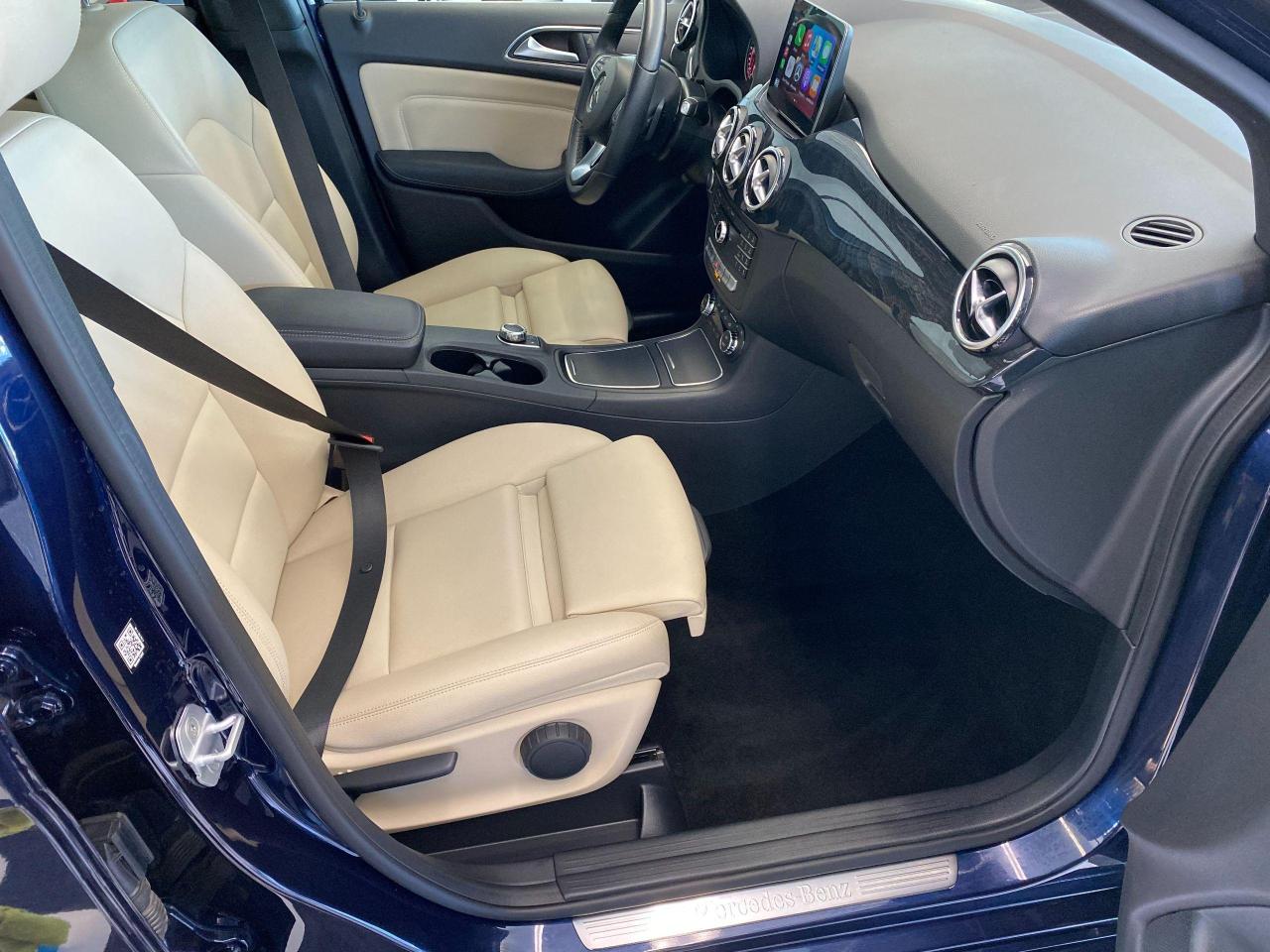 2017 Mercedes-Benz B-Class B250 4MATIC AWD+Camera+ApplePlay+Roof+CLEAN CARFAX - Photo #22
