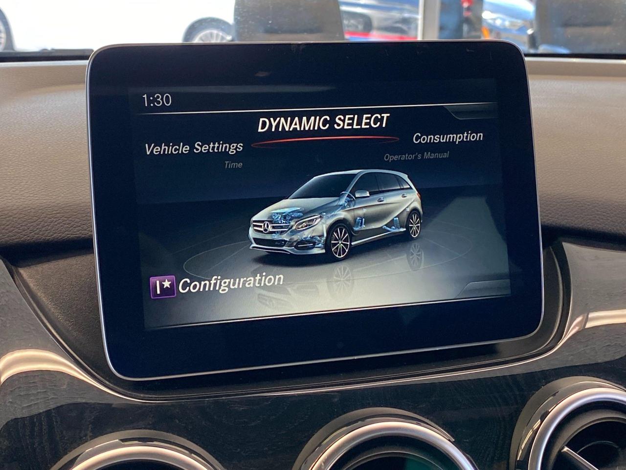 2017 Mercedes-Benz B-Class B250 4MATIC AWD+Camera+ApplePlay+Roof+CLEAN CARFAX - Photo #35