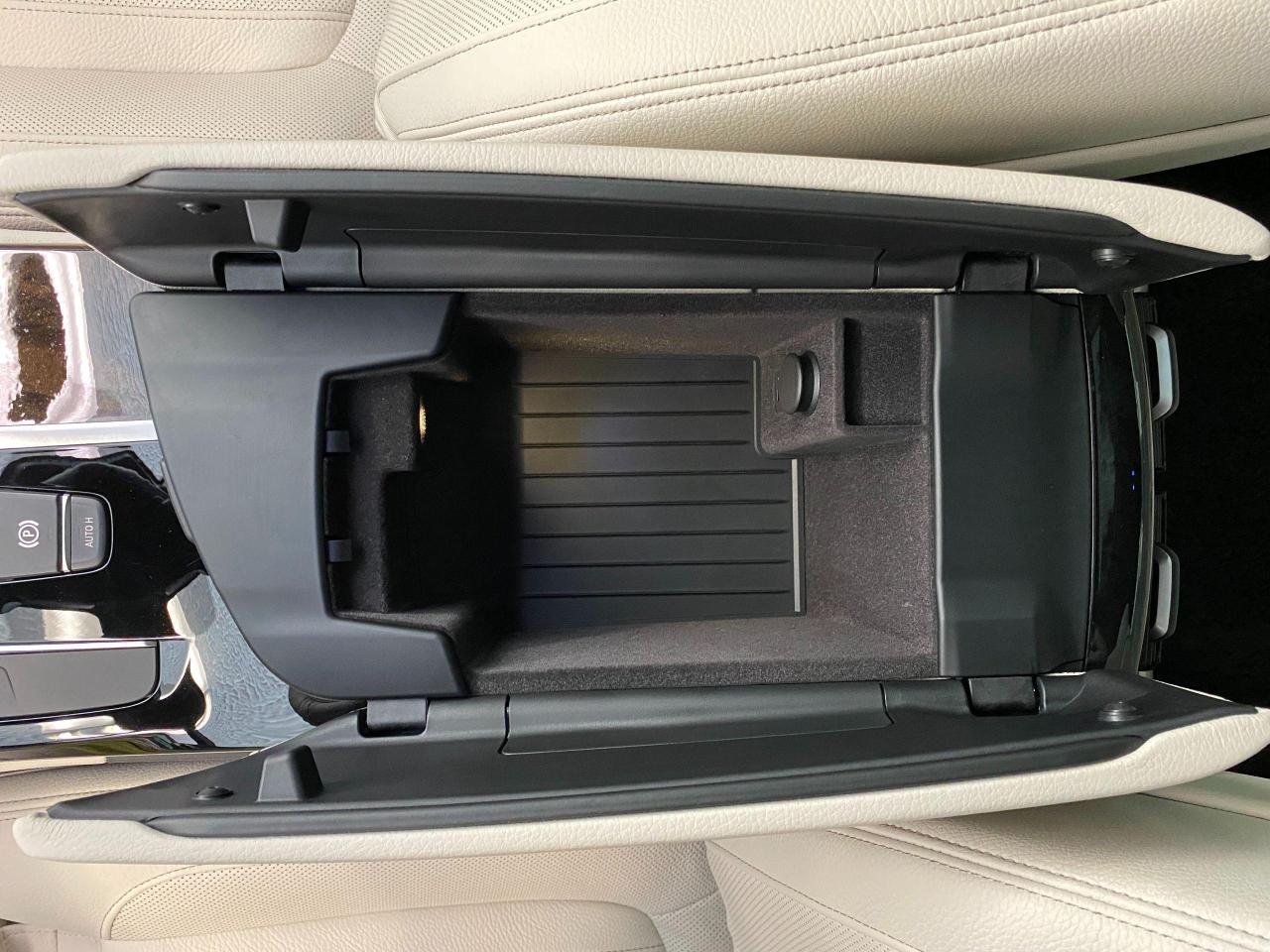 2019 BMW 5 Series 530i xDrive+AdaptiveCruise+CooledSeats+CLEANCARFAX - Photo #59