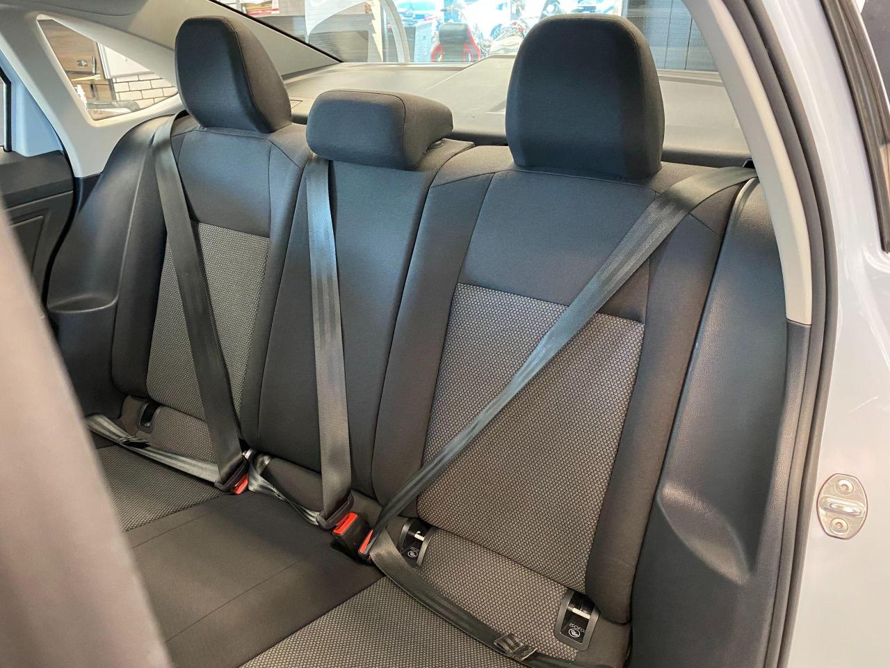 2019 Volkswagen Jetta Comfortline+ApplePlay+Camera+A/C+CLEAN CARFAX - Photo #25