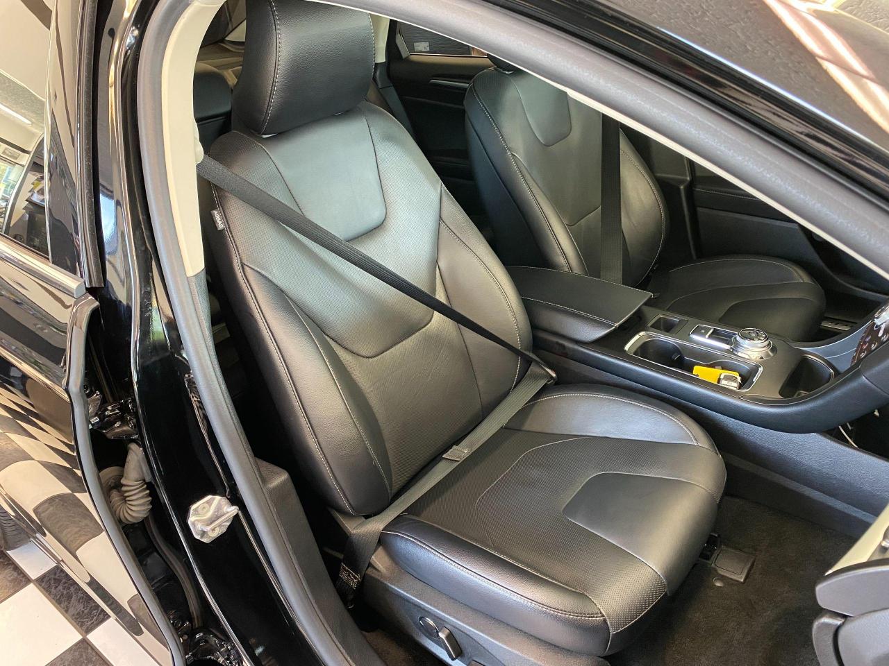 2018 Ford Fusion Titanium AWD+Cooled Leather+ApplePlay+CLEAN CARFAX - Photo #23