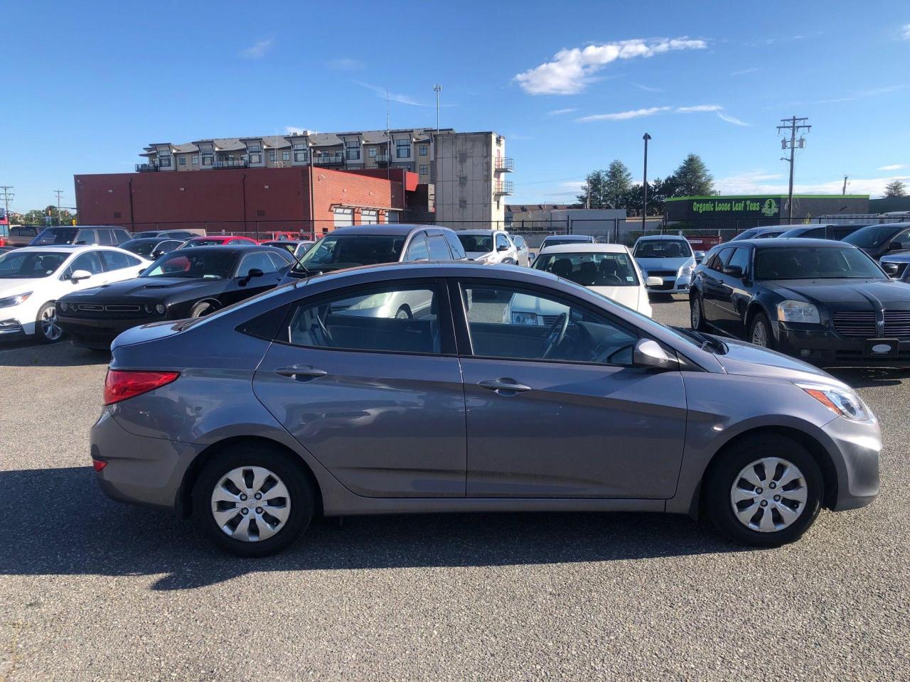 2016 Hyundai Accent  - Photo #4