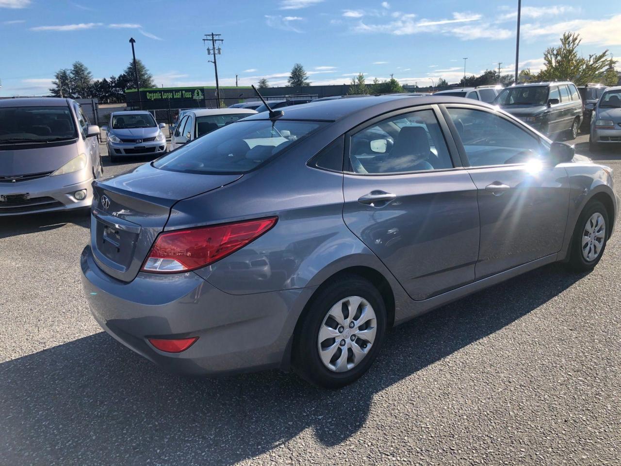 2016 Hyundai Accent  - Photo #5