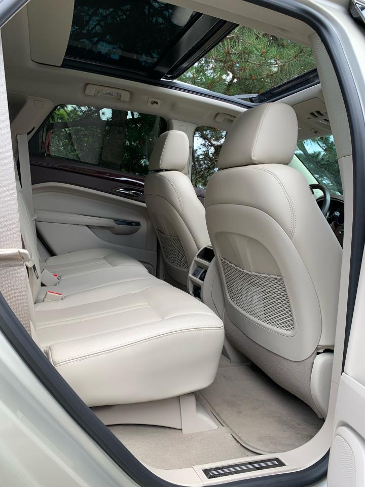 2015 Cadillac SRX LUXURY-ONLY 31,474 KMS!! 1 SENIOR OWNER! NO CLAIMS - Photo #8