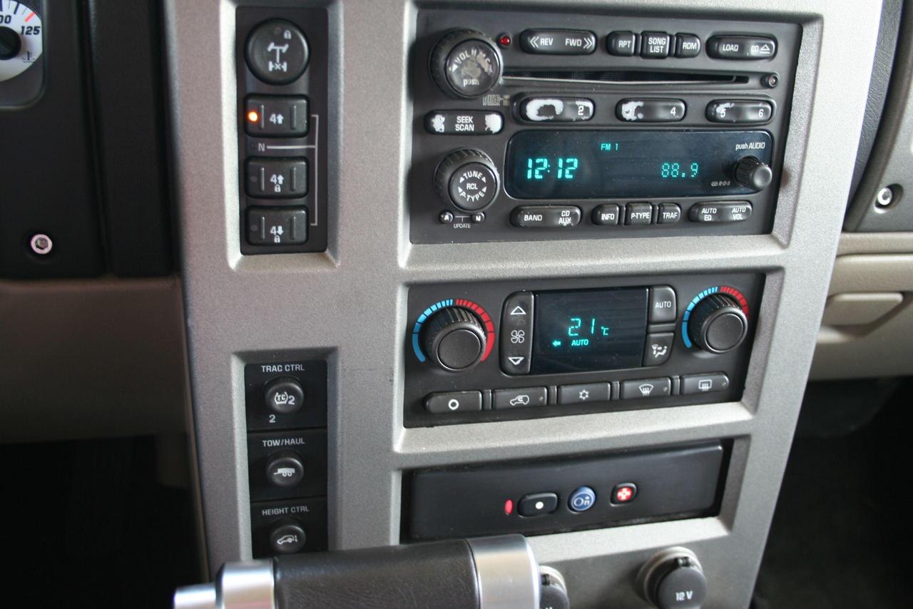 2003 Hummer H2  Photo
