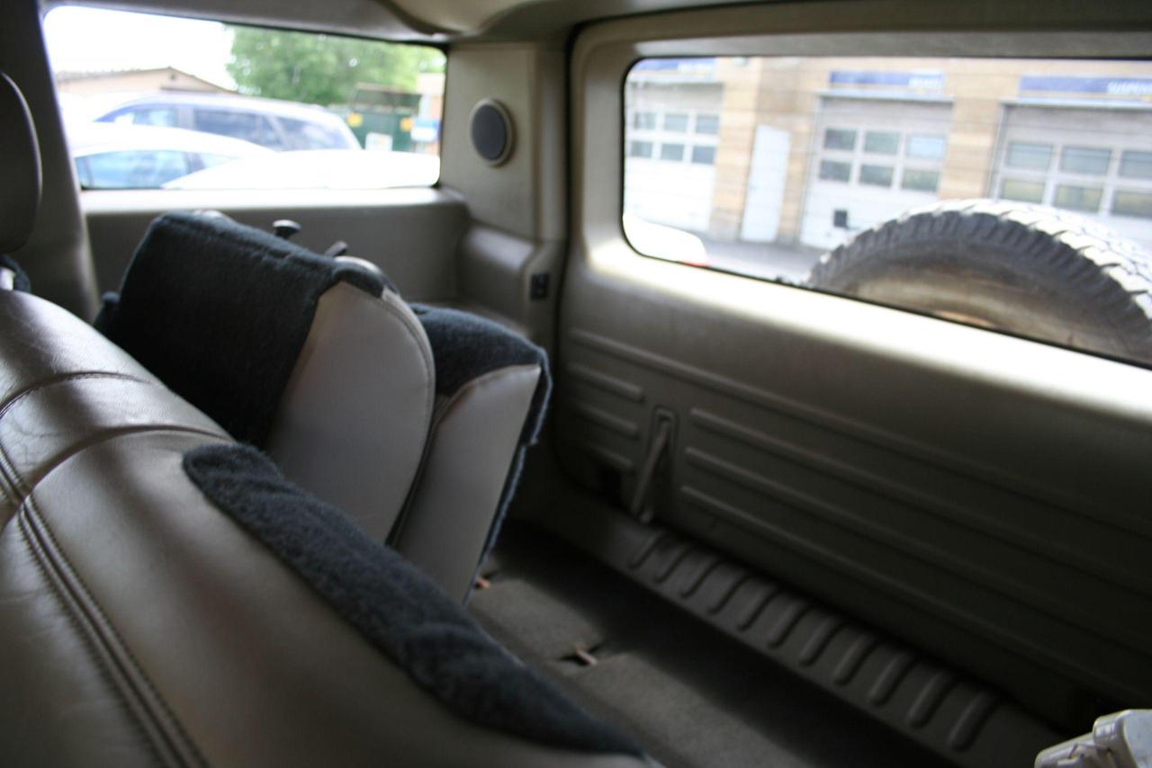 2003 Hummer H2  Photo