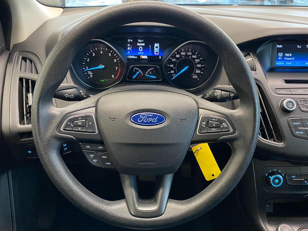 2016 Ford Focus SE+Camera+Bluetooth+A/C+Cruise+CLEAN CARFAX - Photo #9