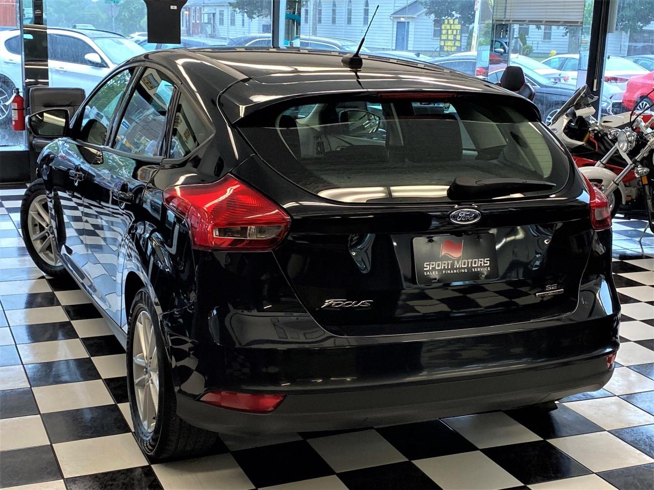 2016 Ford Focus SE+Camera+Bluetooth+A/C+Cruise+CLEAN CARFAX Photo12