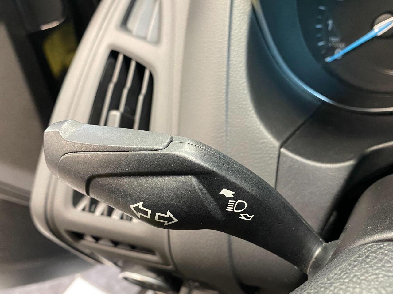 2016 Ford Focus SE+Camera+Bluetooth+A/C+Cruise+CLEAN CARFAX - Photo #44