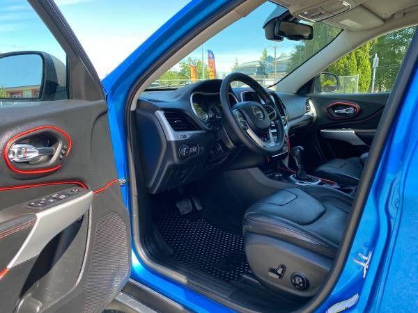 2018 Jeep Cherokee Trailhawk Leather Plus - Photo #11